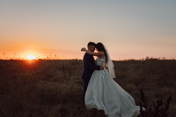 Wedding Photography, sun kissed portraits