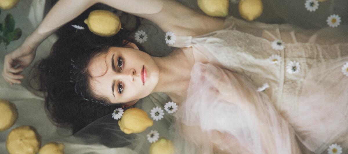 Bay Area Flower Bath, Water portrait flower bath photography with lemons